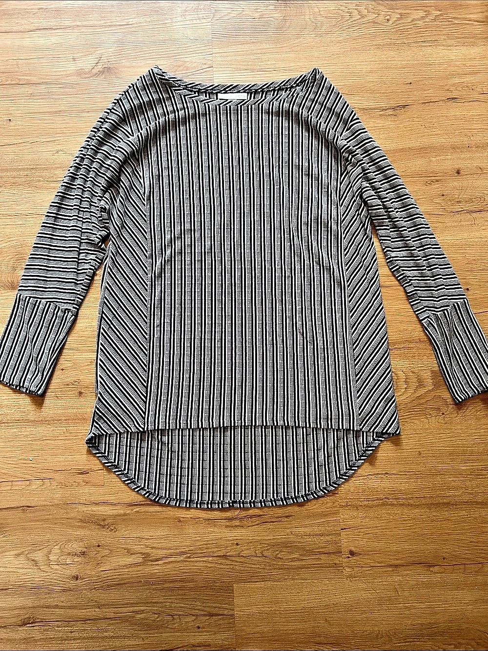 Dana Buchman XL Striped Long Sleeve Top in Black & White